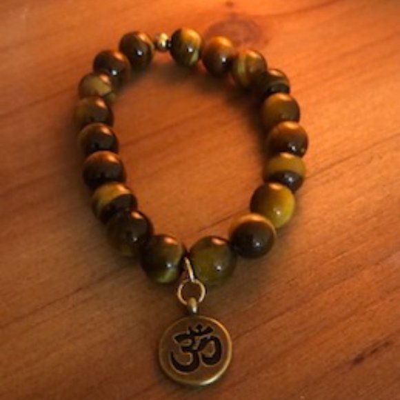 Tigers eyes 10 mm Bead Bracelet with Om Charm - Picture 4 of 4
